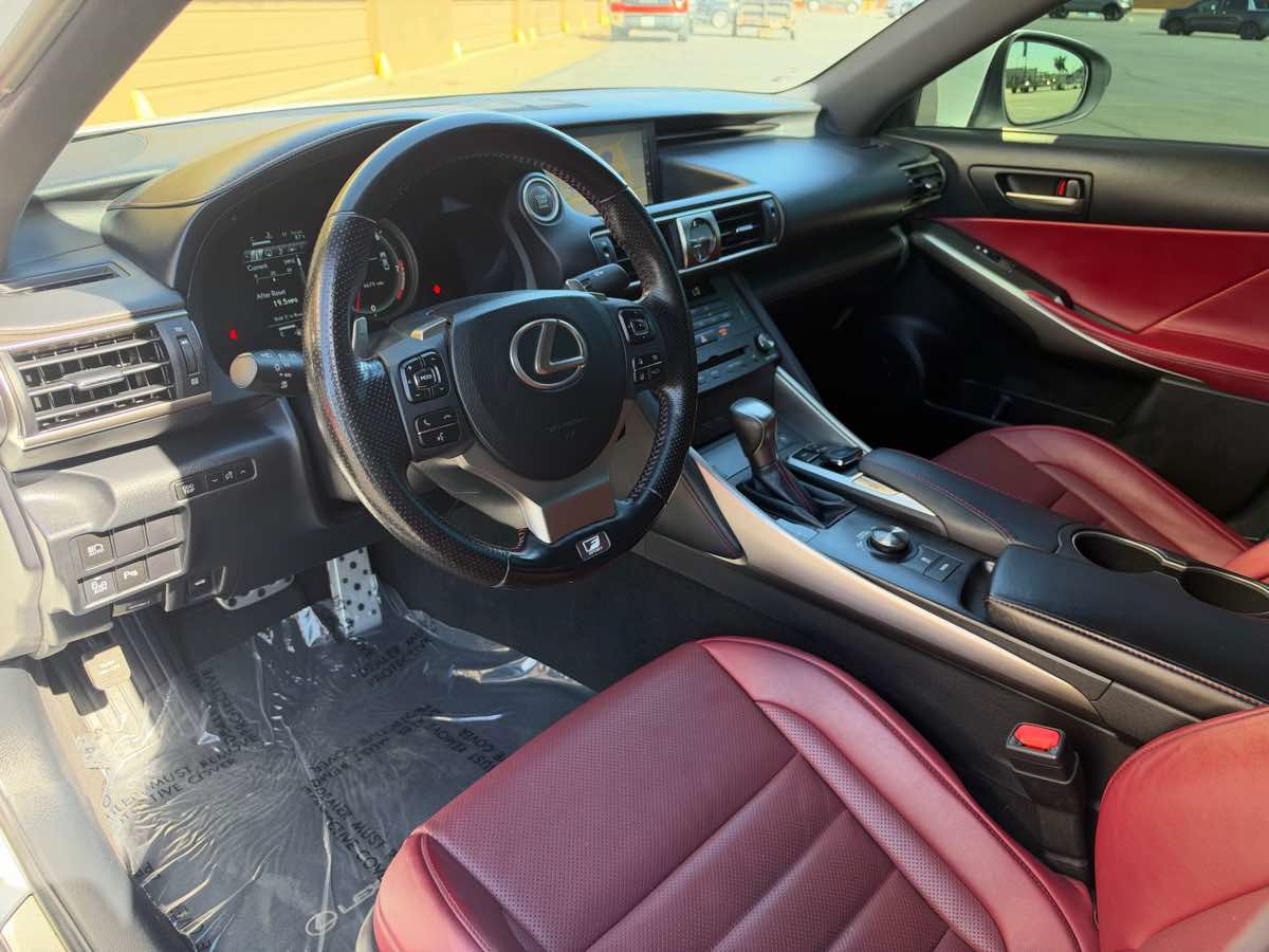 Used 2020 Lexus IS 350 F Sport w/ F Sport Package RWD image 15