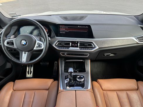 Used 2022 BMW X5 xDrive40i w/ M Sport Package AWD/4WD image 30