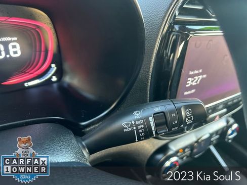 Used 2023 Kia Soul S image 29