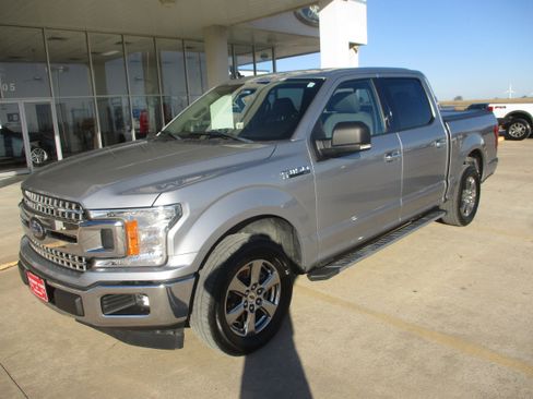 Used 2020 Ford F150 XLT w/ Equipment Group 302A Luxury image 2