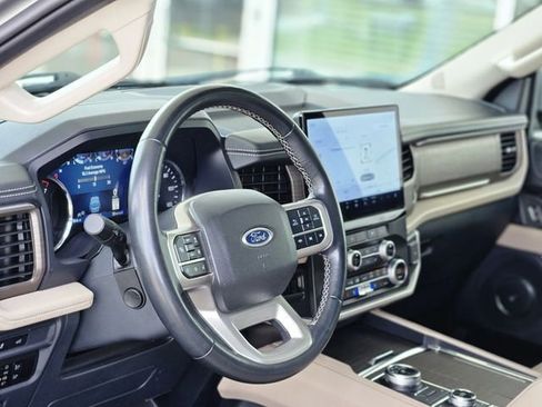 Used 2024 Ford Expedition Max Limited AWD/4WD image 12