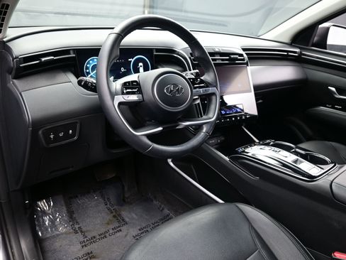 Used 2023 Hyundai Tucson Limited image 12