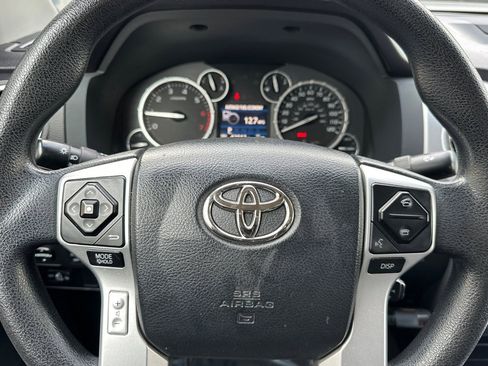 Used 2015 Toyota Tundra SR5 w/ SR5 Upgrade Package image 15