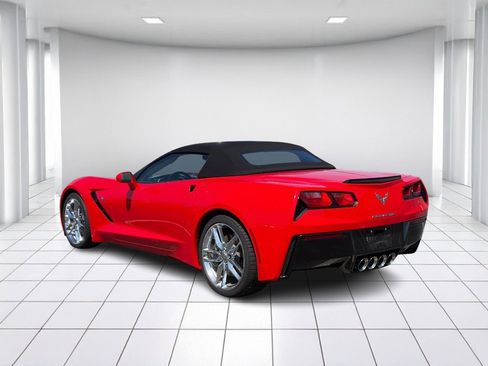 Used 2019 Chevrolet Corvette Stingray Convertible w/ 3LT Preferred Equipment Group RWD image 8