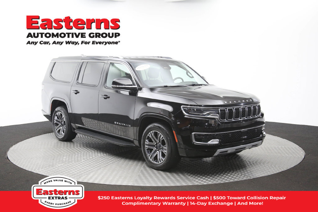 Used 2024 Jeep Wagoneer L Series II w/ Flexible Seating Group AWD/4WD image 54