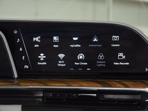 Used 2023 Cadillac Escalade ESV Premium Luxury Platinum w/ Heavy-Duty Trailer Package image 33