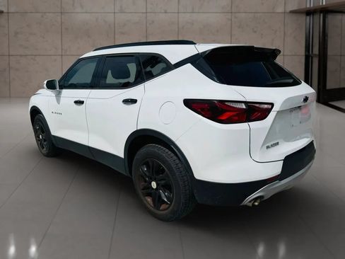 Used 2019 Chevrolet Blazer LT FWD image 3
