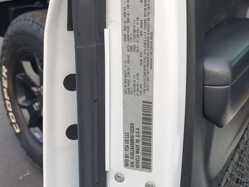 Used 2021 Jeep Wrangler Willys image 25