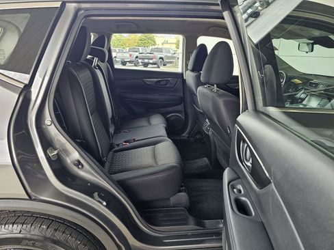 Used 2020 Nissan Rogue S image 15