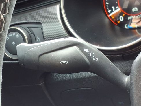 Used 2021 Ford Mustang Shelby GT500 w/ Technology Package image 21