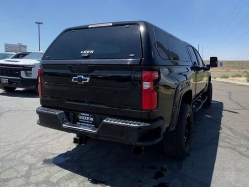 Used 2022 Chevrolet Silverado 3500 LTZ w/ LTZ Plus Package AWD/4WD image 8