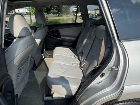 Used 2010 Toyota RAV4 Limited AWD/4WD image 10