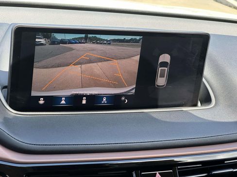 Certified 2024 Acura MDX SH-AWD w/ Technology Package image 22