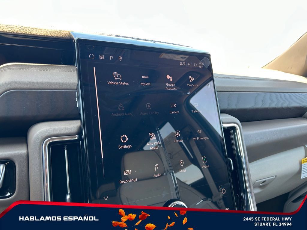 New 2026 GMC Yukon Denali w/ Denali Reserve Package AWD/4WD image 31
