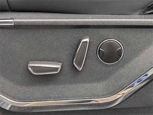 Used 2023 Ford F150 Platinum image 21