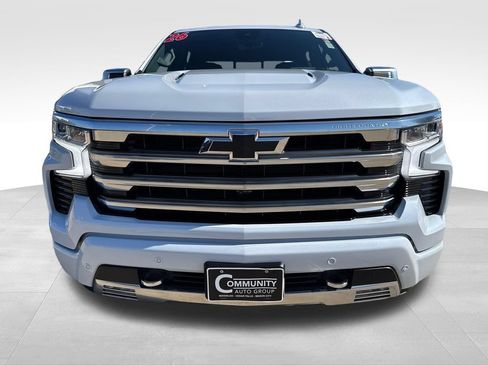 Used 2026 Chevrolet Silverado 1500 High Country AWD/4WD image 11