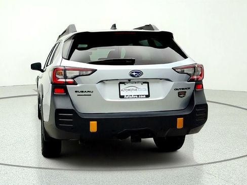 Used 2025 Subaru Outback Wilderness AWD/4WD image 6