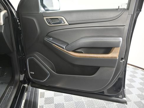 Used 2018 GMC Yukon Denali w/ Denali Ultimate Package AWD/4WD image 12