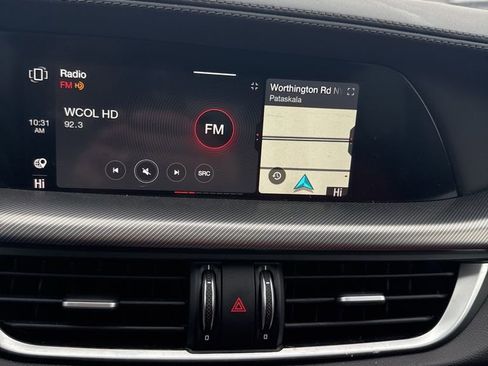 Used 2023 Alfa Romeo Stelvio Veloce image 14