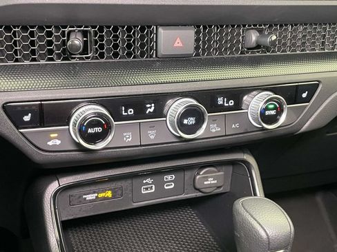 Used 2023 Honda CR-V EX image 29