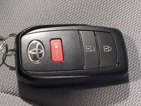 Used 2024 Toyota Corolla Cross AWD Hybrid image 37