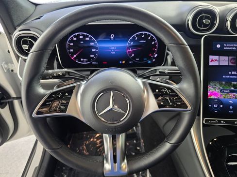 Certified 2025 Mercedes-Benz GLC 300 image 18