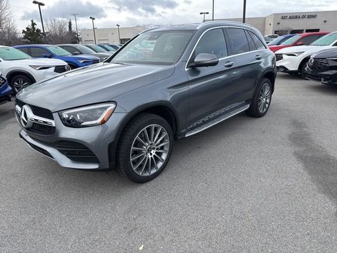 Used 2022 Mercedes-Benz GLC 300 4MATIC image 1