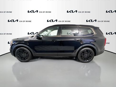Certified 2022 Kia Telluride EX w/ EX Premium Package AWD/4WD image 5