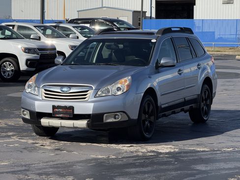 Used 2012 Subaru Outback 3.6R Limited image 5