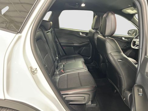 Used 2025 Ford Escape ST-Line FWD image 21