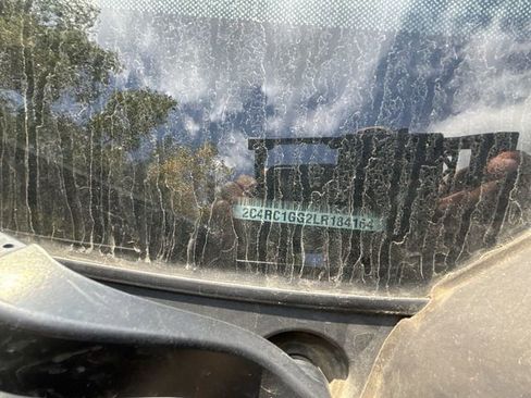 Used 2020 Chrysler Pacifica Limited image 28