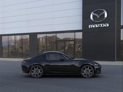New 2025 MAZDA MX-5 Miata RF Grand Touring image 5