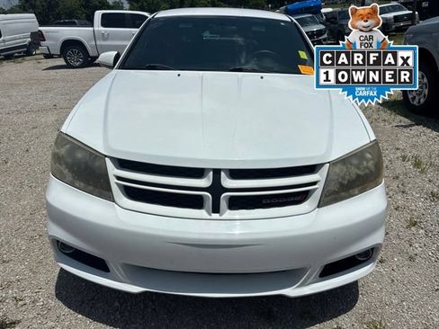 Used 2014 Dodge Avenger SXT w/ Rallye Appearance Group FWD image 2