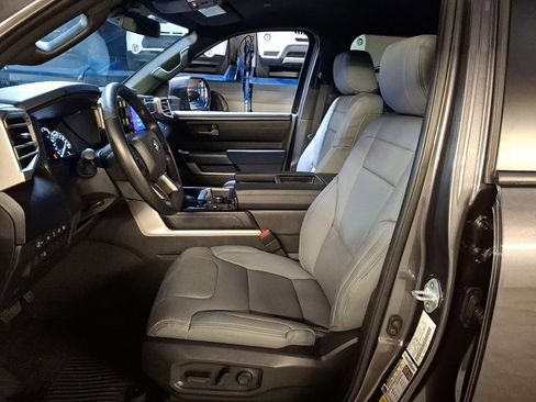 Used 2025 Toyota Tundra SR5 image 12