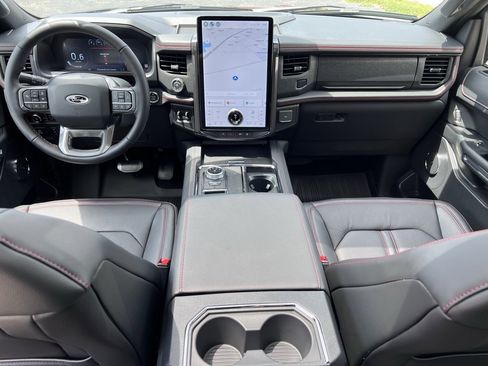 New 2024 Ford Expedition Limited image 9