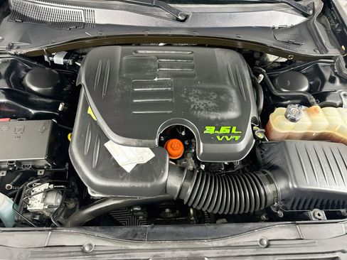 Used 2021 Chrysler 300 S RWD image 31