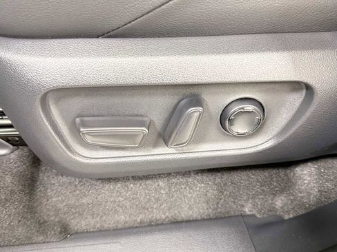 New 2026 Toyota 4Runner Limited AWD/4WD image 14
