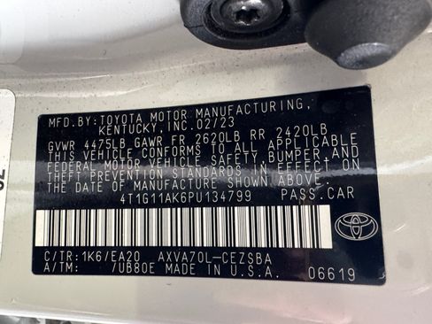 Used 2023 Toyota Camry SE FWD image 16