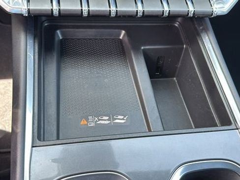 Used 2025 GMC Acadia Elevation FWD image 22