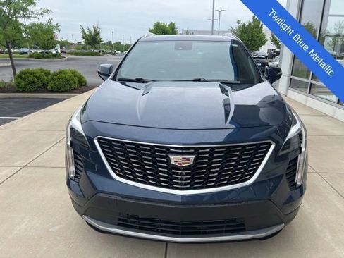 Used 2022 Cadillac XT4 Premium Luxury w/ Enhanced Visibility Package AWD/4WD image 12