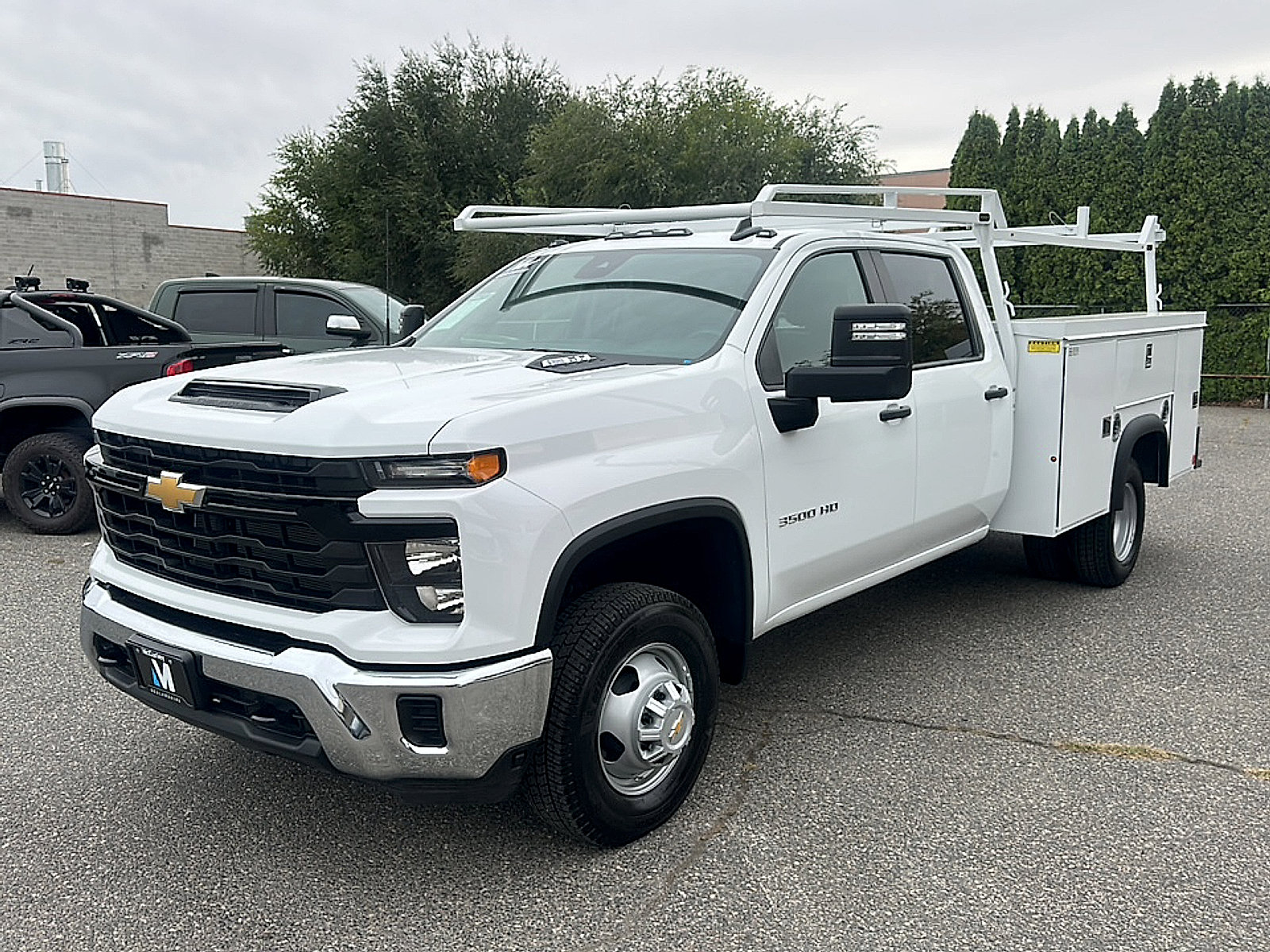 Used 2024 Chevrolet Silverado 3500 W/T w/ WT Convenience Package AWD/4WD image 3