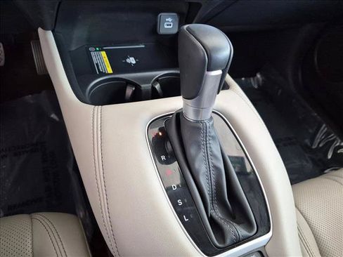 Certified 2024 Honda HR-V EX-L image 11