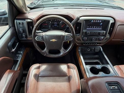 Used 2019 Chevrolet Silverado 2500 High Country w/ Duramax Plus Package AWD/4WD image 16