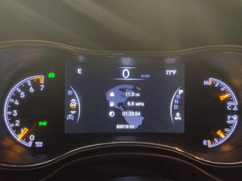 Used 2020 Jeep Grand Cherokee Altitude RWD image 23