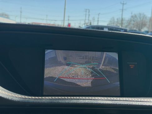 Used 2015 Lexus ES 350 w/ Premium Package image 16