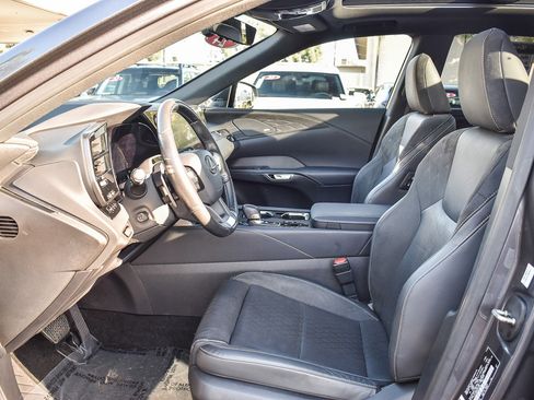 Used 2024 Lexus RX 450h AWD w/ Luxury Package image 17