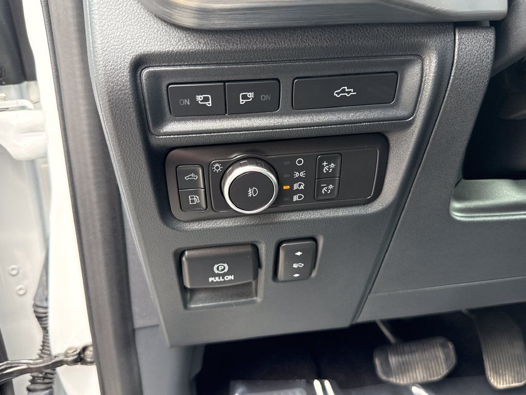 Used 2021 Ford F150 Lariat AWD/4WD image 10