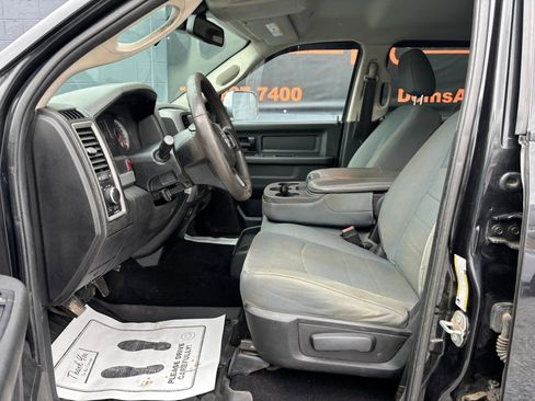 Used 2018 RAM 3500 Tradesman w/ Chrome Appearance Group image 19