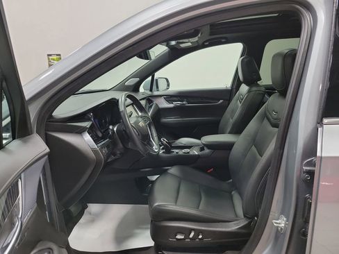 Used 2025 Cadillac XT6 Premium Luxury image 50