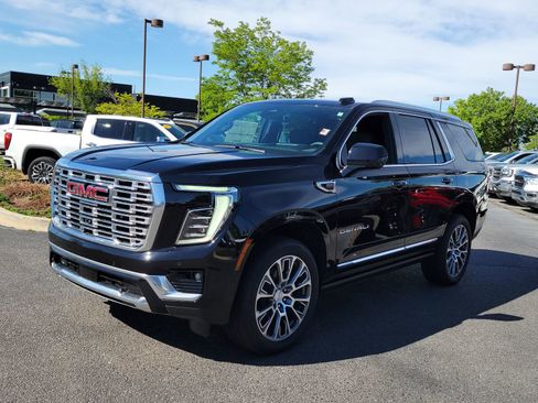 New 2026 GMC Yukon Denali w/ Sun & Power Step Package AWD/4WD image 4